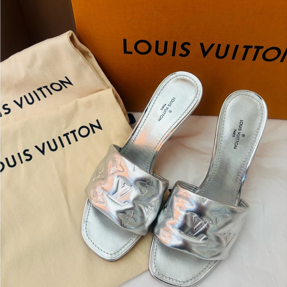 Louis Vuitton Silver Monogram Mule Sandals Size 37 Heels EU 37 US 6.5 - Picture 10 of 10